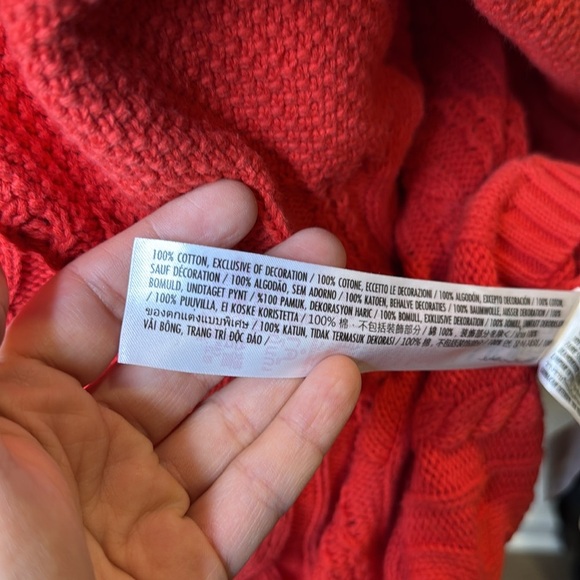 Disney World 2023 Unisex XL Red Crochet Knit Holiday Embroidered Spirit Jersey - Picture 14 of 14